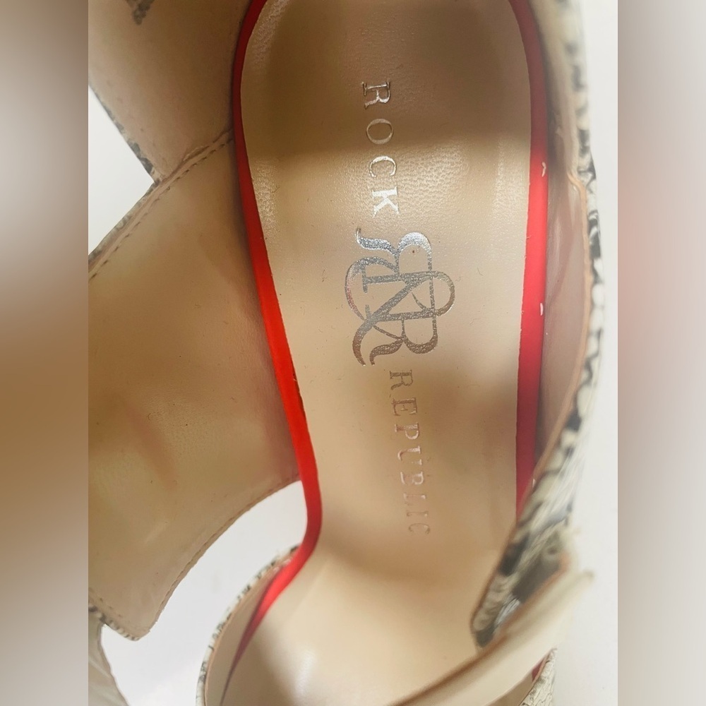 New Rock & Republic Red and Black High Heels - Picture 4 of 4